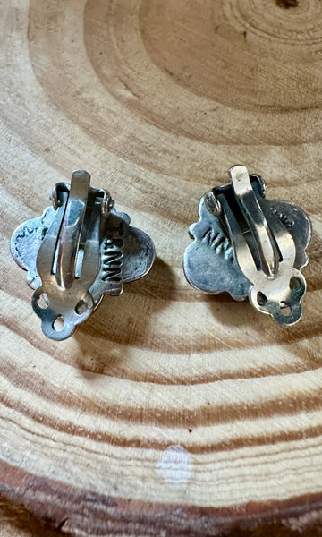 ZUNI TURQUOISE FLOWERS Vintage Silver Clip On Earrings JM01