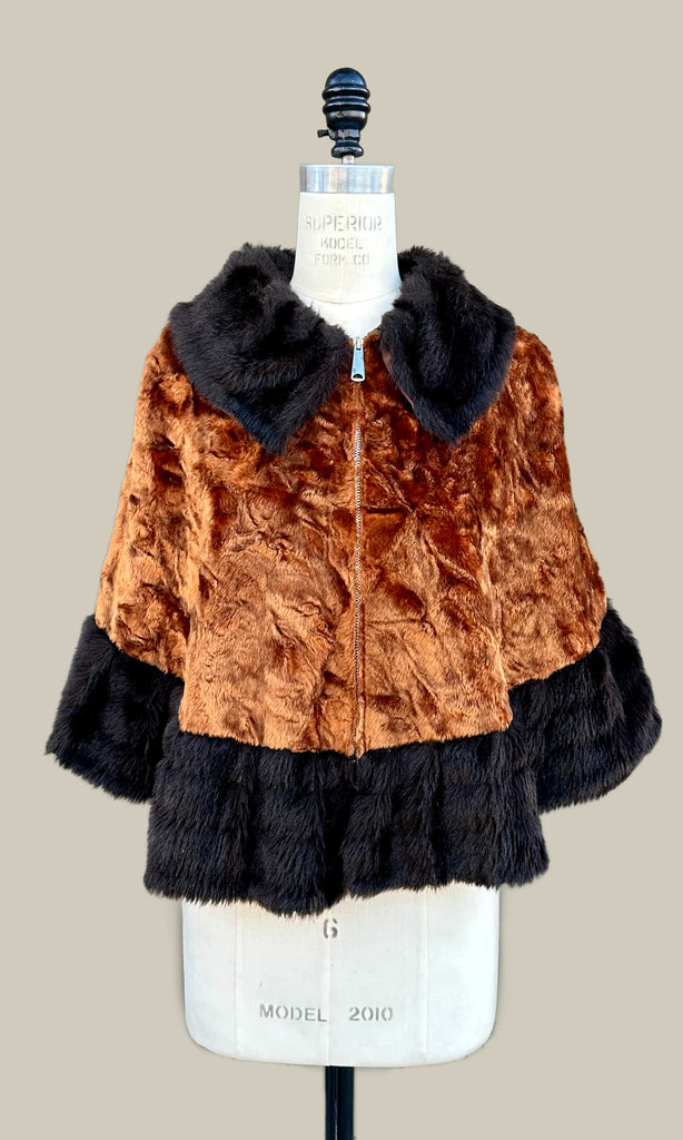 VINTAGE FAUX FUR 70s Cape • Sm. to Med.