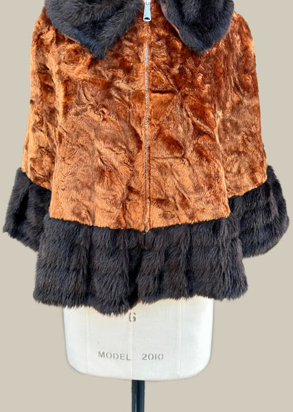 VINTAGE FAUX FUR 70s Cape • Sm. to Med.