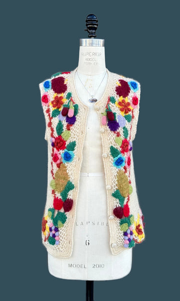 HAND CROCHET Vintage 70s Knit Sweater Vest • Medium