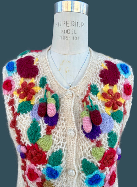 HAND CROCHET Vintage 70s Knit Sweater Vest • Medium