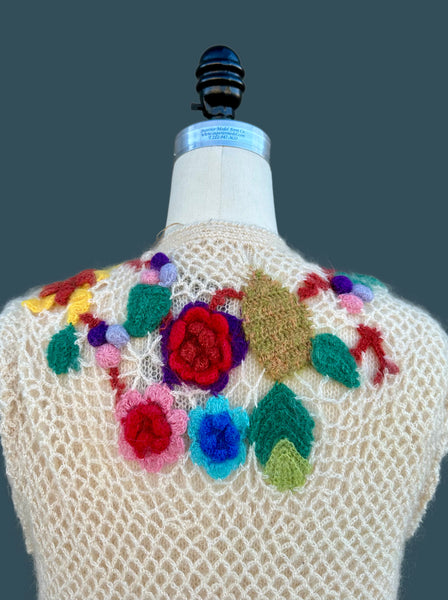 HAND CROCHET Vintage 70s Knit Sweater Vest • Medium