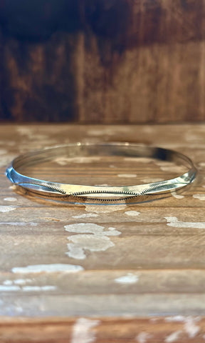 VINTAGE SILVER BANGLE