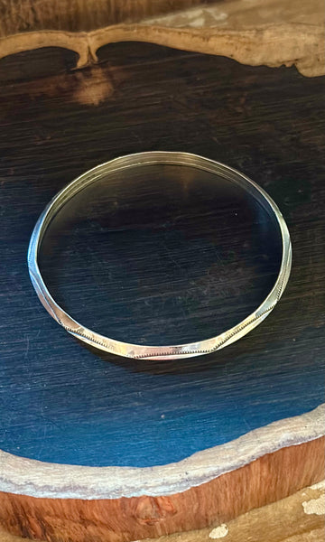 VINTAGE SILVER BANGLE