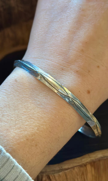 VINTAGE SILVER BANGLE