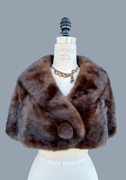 VINTAGE MINK FUR 50s/60s Capelet • Small to Medium