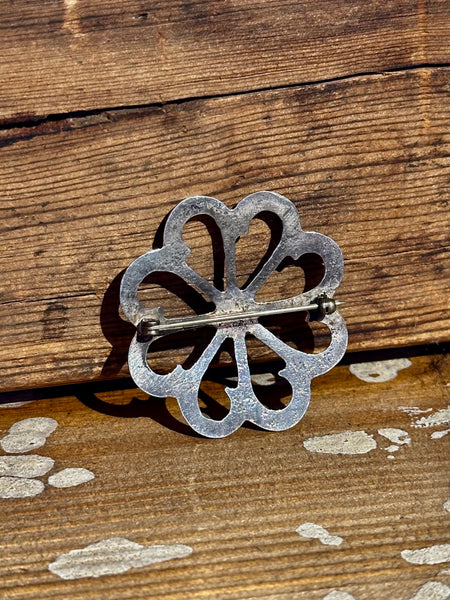 SANDCAST FLOWER Vintage 70s Silver Wheel Floral Brooch / Pin, Native American Navajo