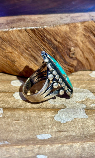 MID-CENTURY TURQUOISE and Sterling Silver Navajo Ring • Size 5 1/4