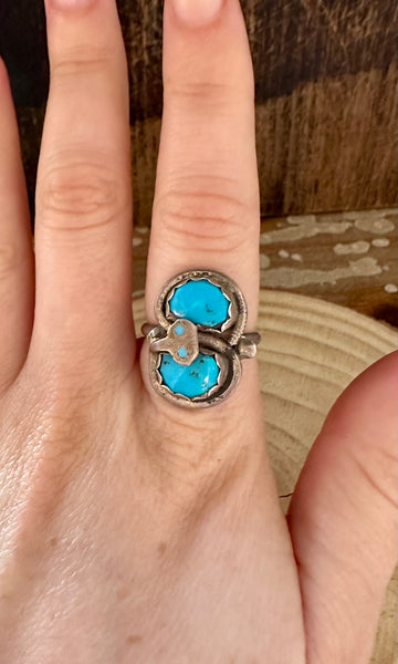 EFFIE ZUNI TURQUOISE and Silver Ring • Size 7 1/2