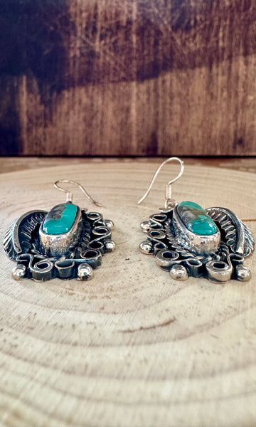 DINE’H NATIVE ARTS Turquoise Leaf Earrings