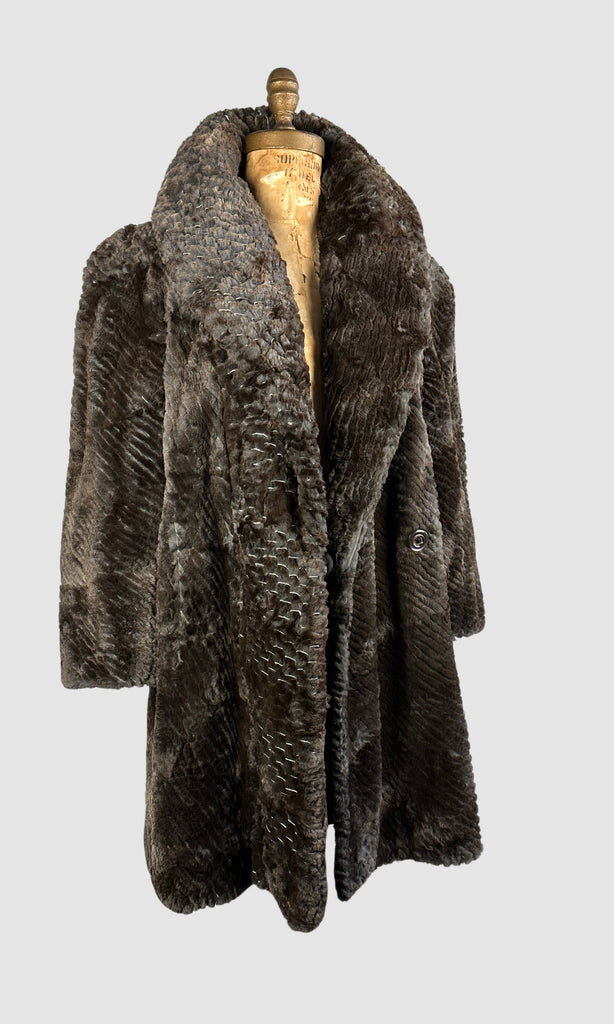 FENDI Roma Vintage 80s Textured Beaver Fur Coat • Medium
