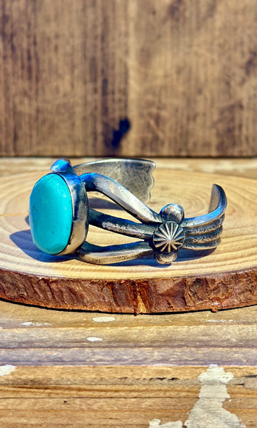 CHIMNEY BUTTE Navajo Turquoise & Sandcast Silver Cuff 26C03 • 54g