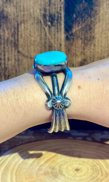 CHIMNEY BUTTE Navajo Turquoise & Sandcast Silver Cuff 26C03 • 54g