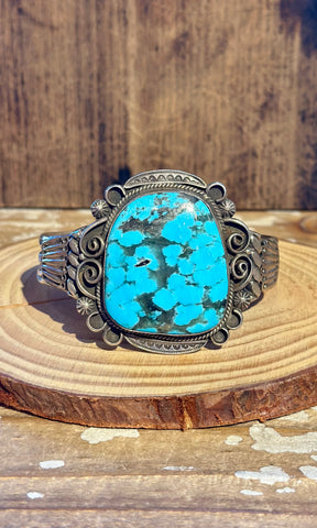 VINTAGE NAVAJO KINGMAN Turquoise & Silver Cuff  26C01 • 94g