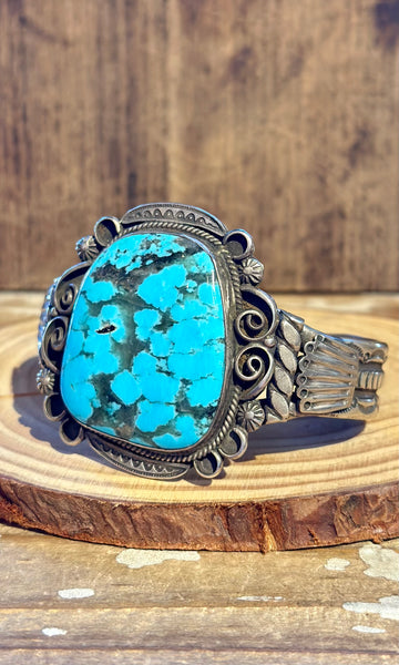 VINTAGE NAVAJO KINGMAN Turquoise & Silver Cuff  26C01 • 94g