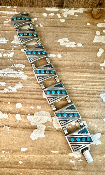 TURQUOISE LABYRINTH 1940s Sterling Silver Bracelet