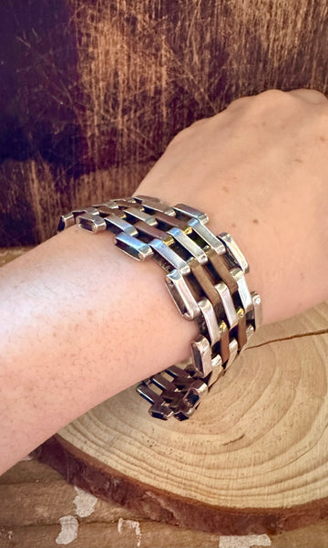 VINTAGE MEXICAN MESH 1990s Brass and Silver Bracelet