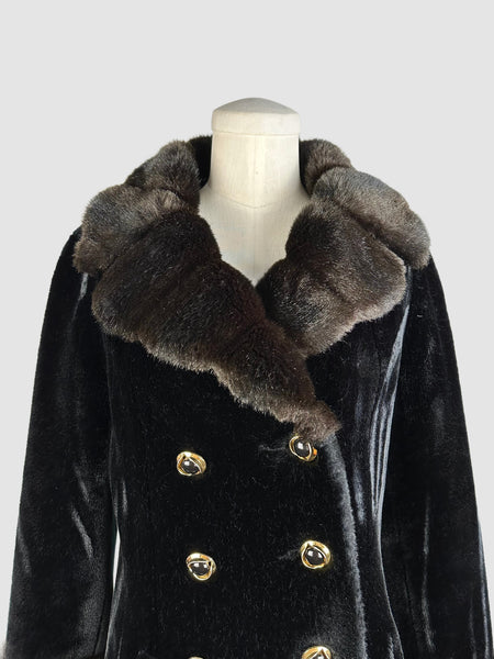 MARSHALL FIELD & COMPANY Vintage 70s Gatsby Faux Fur Coat • X-Small/Sm.