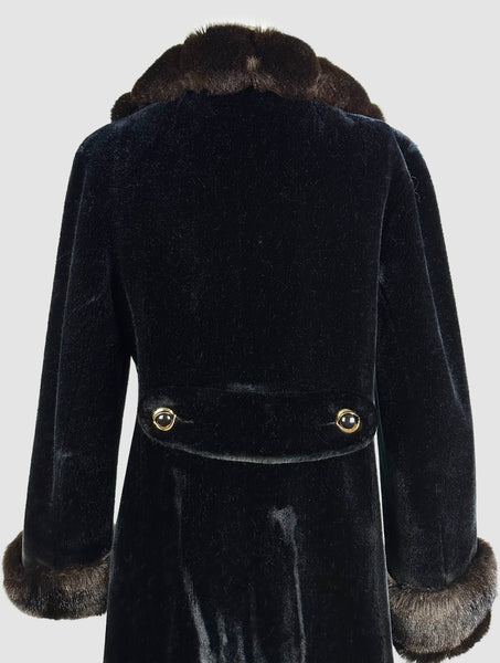 MARSHALL FIELD & COMPANY Vintage 70s Gatsby Faux Fur Coat • X-Small/Sm.