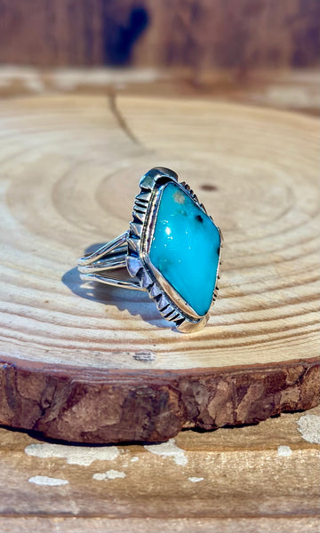 RUNNING BEAR NAVAJO Diamond Shaped Turquoise & Silver Ring 26R11 • Multiple Sizes