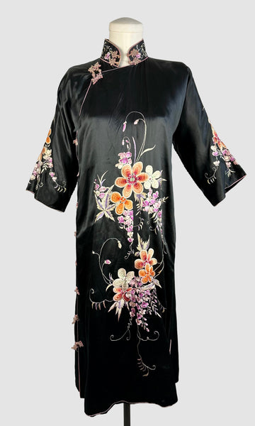 SUBTLE GARDEN Antique 30s Embroidered Robe Coat