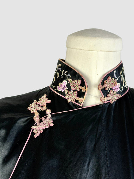 SUBTLE GARDEN Antique 30s Embroidered Robe Coat