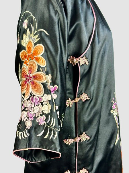 SUBTLE GARDEN Antique 30s Embroidered Robe Coat