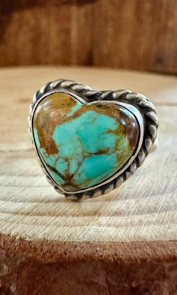 ADJUSTABLE TURQUOISE HEART Ring