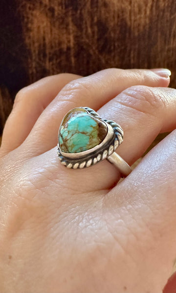 ADJUSTABLE TURQUOISE HEART Ring