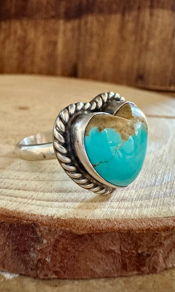 ADJUSTABLE TURQUOISE HEART Ring