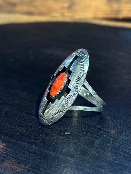 SHADOWBOX Navajo Sterling Silver & Spiny Oyster Ring • Multiple Sizes