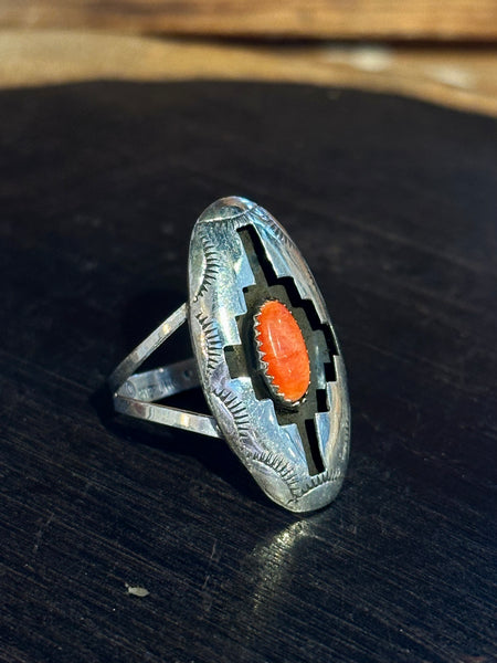 SHADOWBOX Navajo Sterling Silver & Spiny Oyster Ring • Multiple Sizes