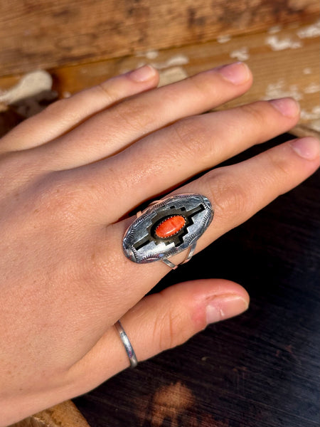 SHADOWBOX Navajo Sterling Silver & Spiny Oyster Ring • Multiple Sizes