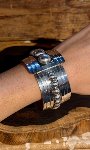 MEXICAN SILVER Large Sterling Silver Hinge Bracelet