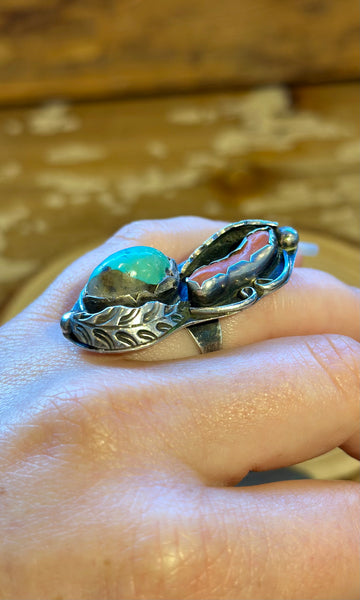 VINTAGE 70's NAVAJO Turquoise & Coral Sterling Silver Ring 26R42 • Size 5