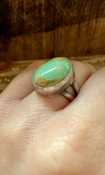 ACROSS THE POND Silver & Turquoise Ring • Size 4 1/4