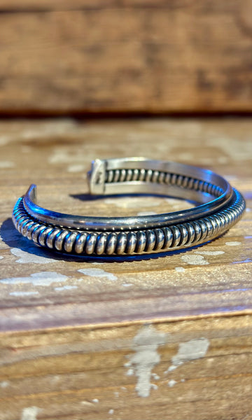 NAVAJO SILVER COIL Cuff 26C20