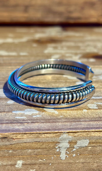 NAVAJO SILVER COIL Cuff 26C20
