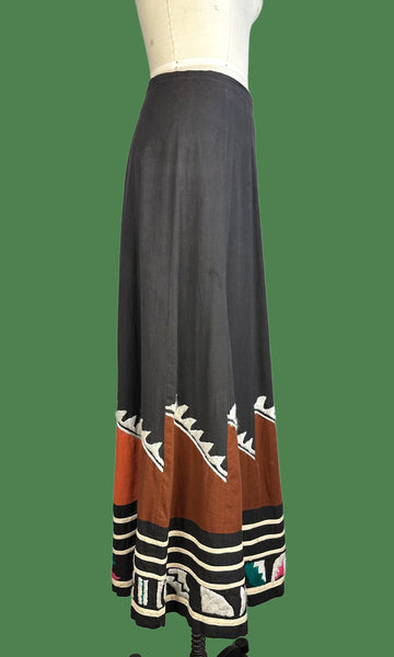 MEXICAN HERITAGE 70s Vintage Maxi Skirt • Small