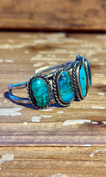 VINTAGE 60s NAVAJO TURQUOISE and Sterling Silver Cuff