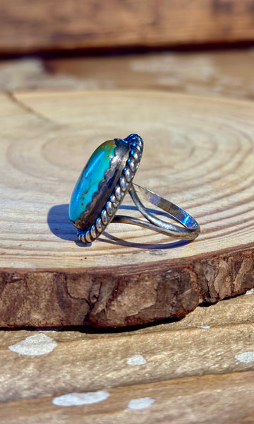 VINTAGE 70's NAVAJO Turquoise & Sterling Silver Ring 26R65 • Size 7