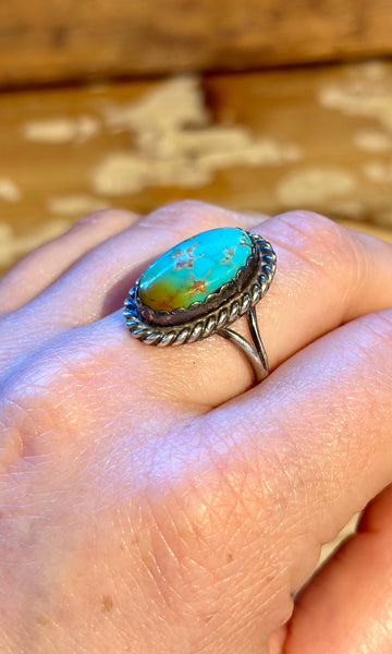 VINTAGE 70's NAVAJO Turquoise & Sterling Silver Ring 26R65 • Size 7
