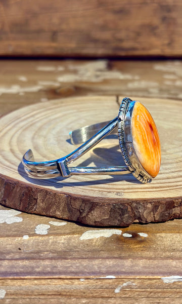 SAMSON ETSITTY NAVAJO Spiney Oyster & Sterling Silver Cuff 26C25