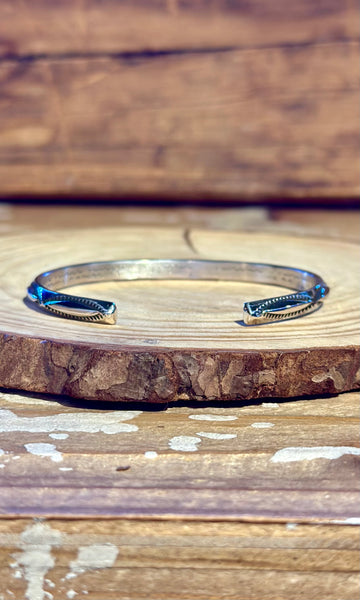 NAVAJO STAMPED SILVER Cuff 26C19