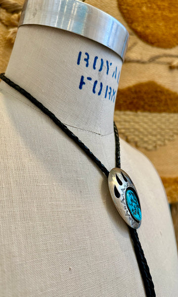 BLUE BEAR CLAW Vintage 70s Silver & Turquoise Bolo Tie 26B09
