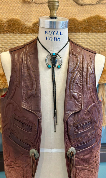 ART LEWIS NAJA Vintage 1950s Silver and Turquoise Onyx Bolo Tie 26B06