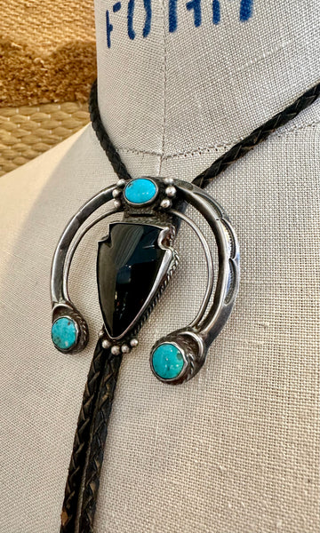 ART LEWIS NAJA Vintage 1950s Silver and Turquoise Onyx Bolo Tie 26B06