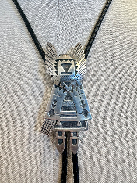 FLOYD NAMINGHA Vintage Silver Hopi Kachina Doll Bolo Tie 26B05