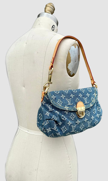LOUIS VUITTON 2005 Pleaty Denim Mini Shoulder Bag LS01
