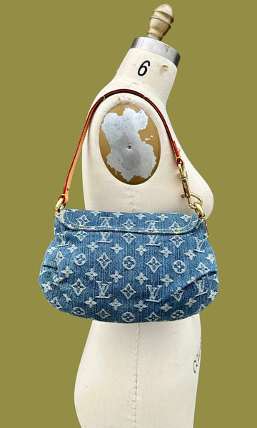 LOUIS VUITTON 2005 Pleaty Denim Mini Shoulder Bag LS01